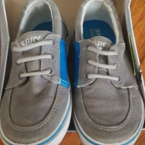 Boys Sperry's